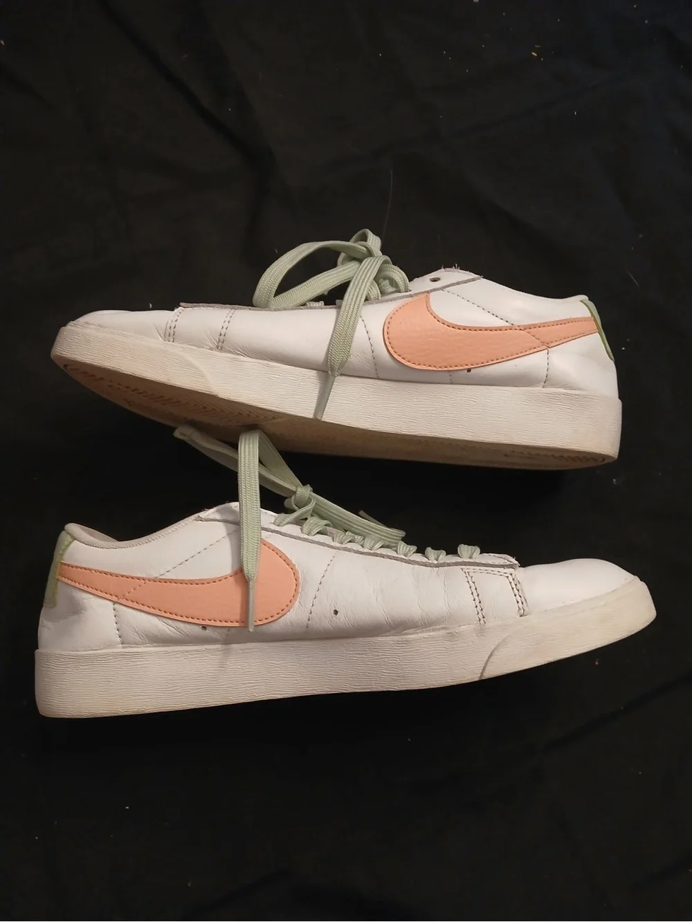 Nike Women's Low-Top Sneakers in White with Peach and Mint Accents - Picture 4 of 8